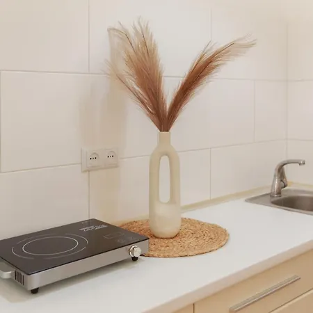 смарт з ремонтом біля форуму Apartamento