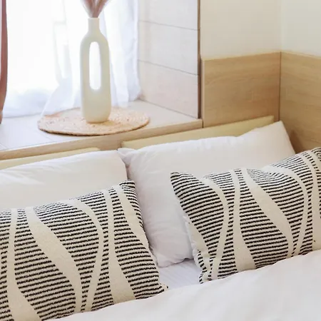 смарт з ремонтом біля форуму 利沃夫