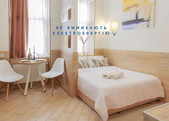 смарт з ремонтом біля форуму Apartmán Lvov