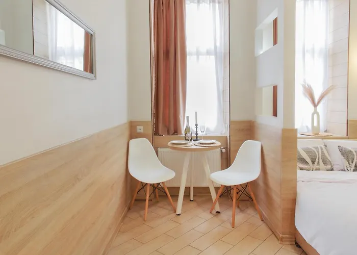 смарт з ремонтом біля форуму Apartamento Leópolis