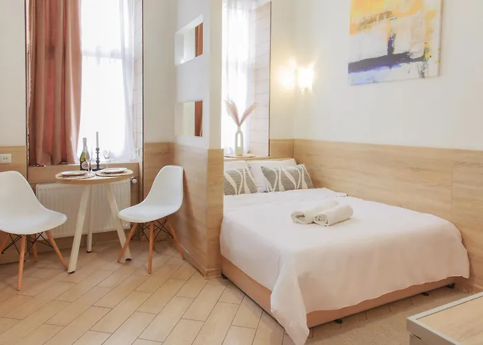 смарт з ремонтом біля форуму * Leópolis