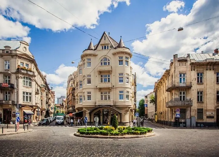 смарт з ремонтом біля форуму